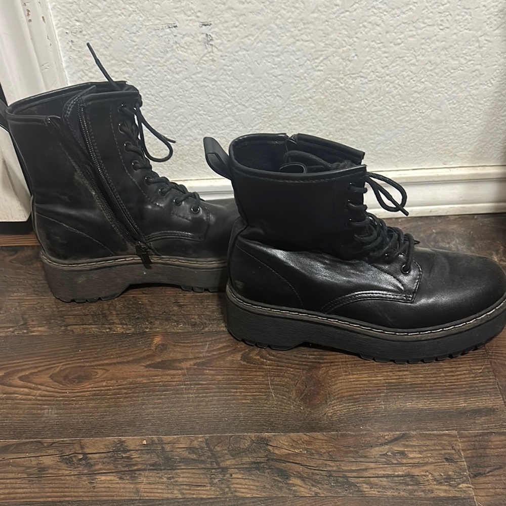 Men's Black Leather Boots
